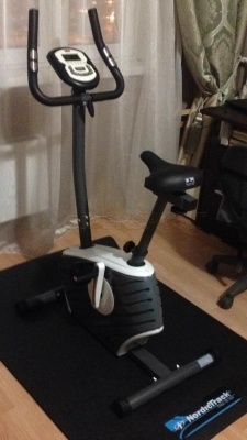 Магнитный велотренажер BODY SCULPTURE ВС-3110G