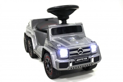 Электромобиль RiverToys Mercedes-Benz A010AA-D silver